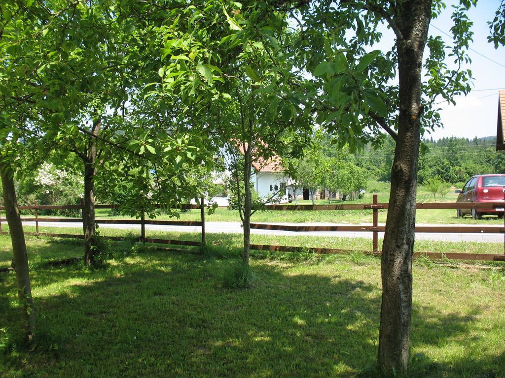 Holiday Home Lana Saborsko Δωμάτιο φωτογραφία