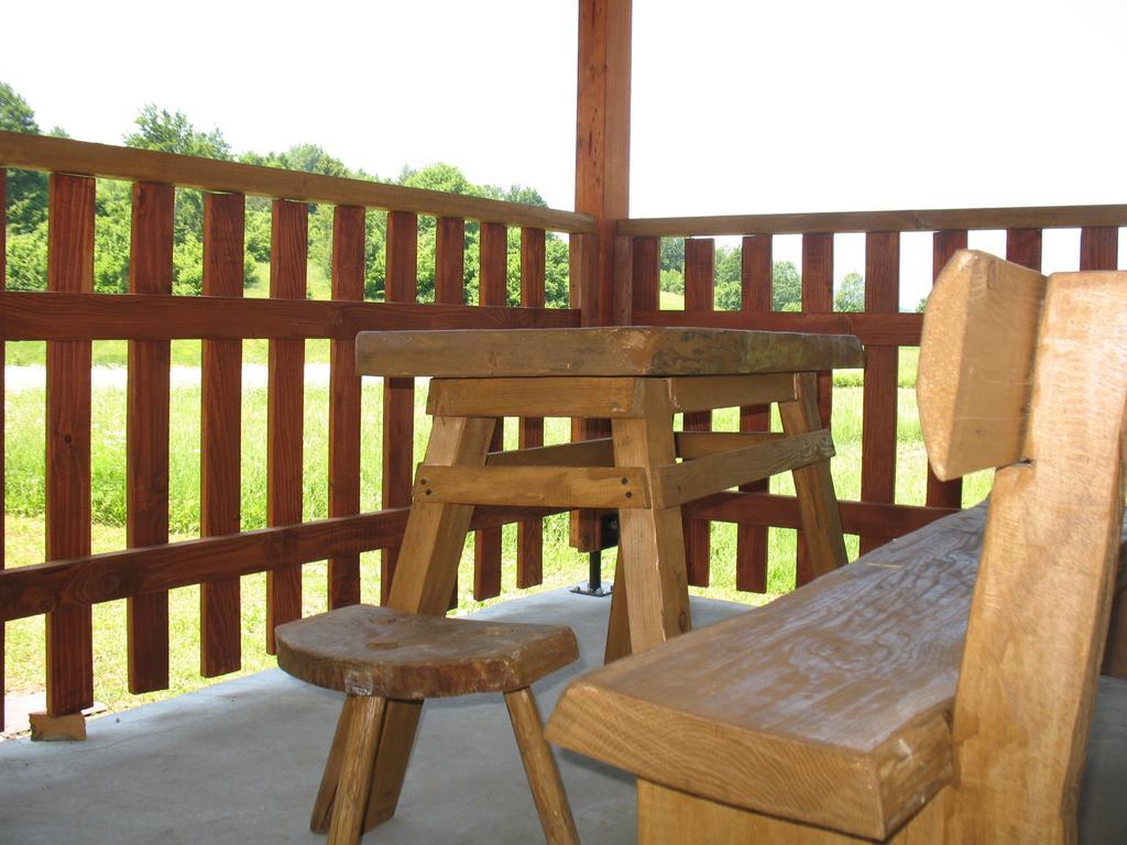 Holiday Home Lana Saborsko Δωμάτιο φωτογραφία