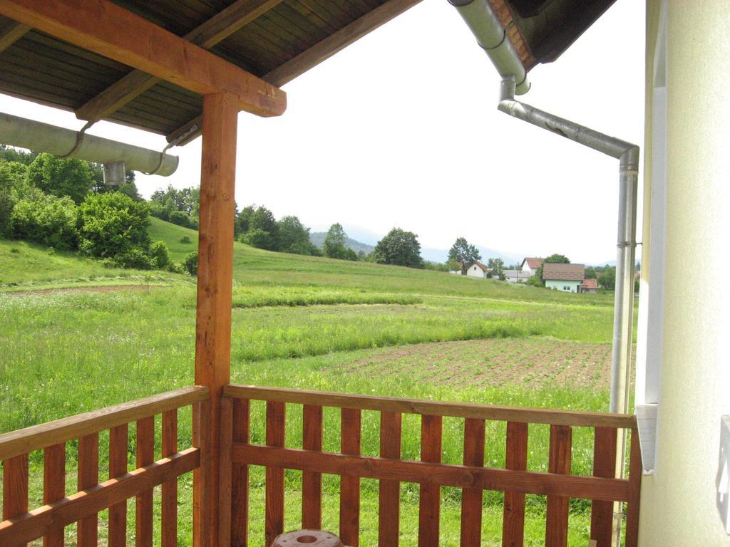 Holiday Home Lana Saborsko Δωμάτιο φωτογραφία
