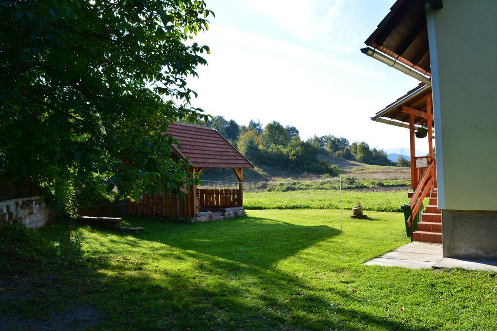 Holiday Home Lana Saborsko Εξωτερικό φωτογραφία